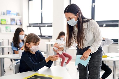 Come Si Può Diventare Insegnanti Di Scuola Media Superiore Per L'anno ...