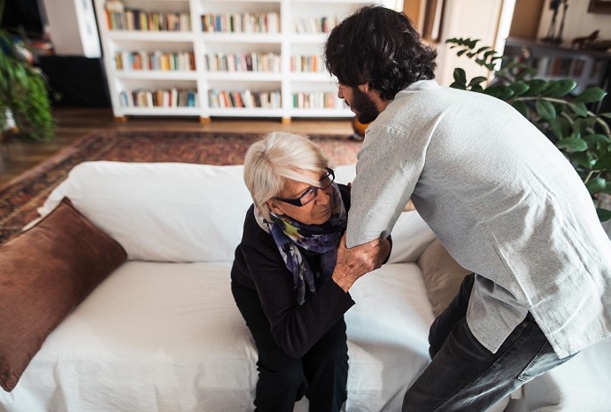 Cosa spetta a chi assiste un familiare m