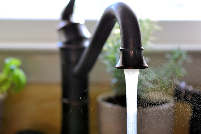 Bollette acqua alte, i diritti del clien