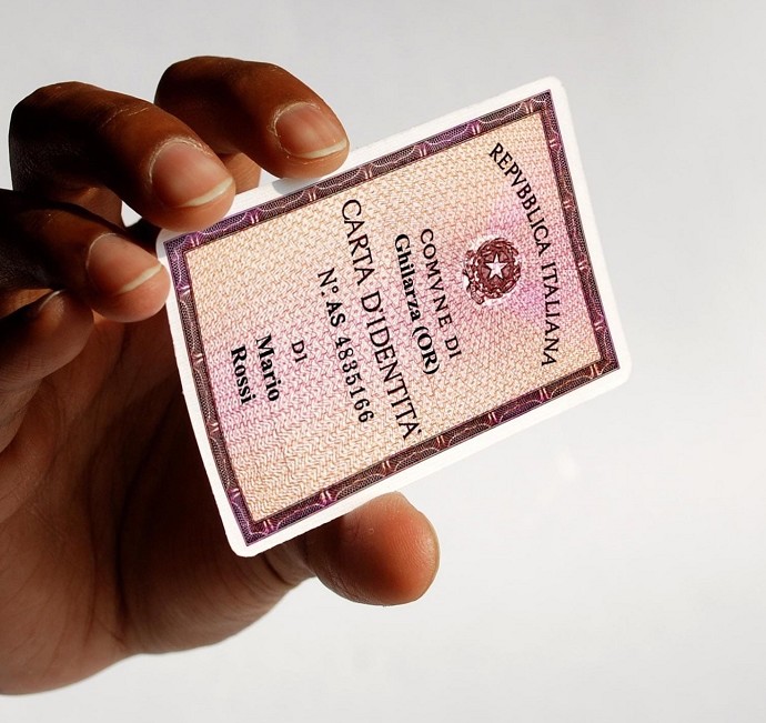 Carta identit rovinata quando  valida