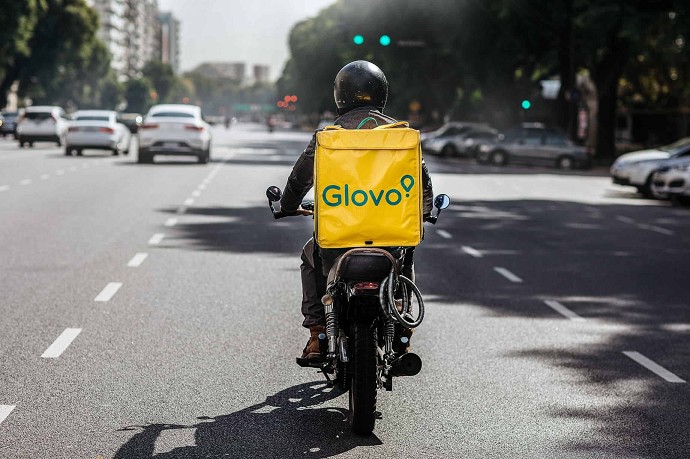 Che tipo di contratto fa Glovo e quanto 