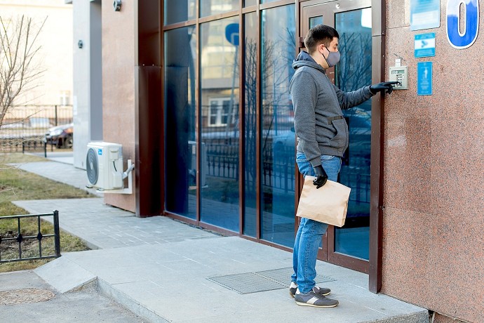 Come cambiare nome e cognome su etichett