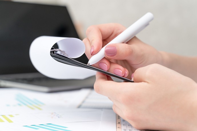 Chi pu prestare soldi legalmente? Quali