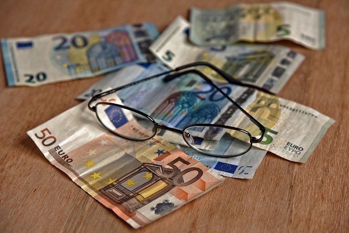 Come fare donazione soldi da genitori a 