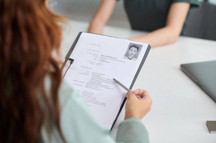 Come fare un Curriculum vitae, guida com