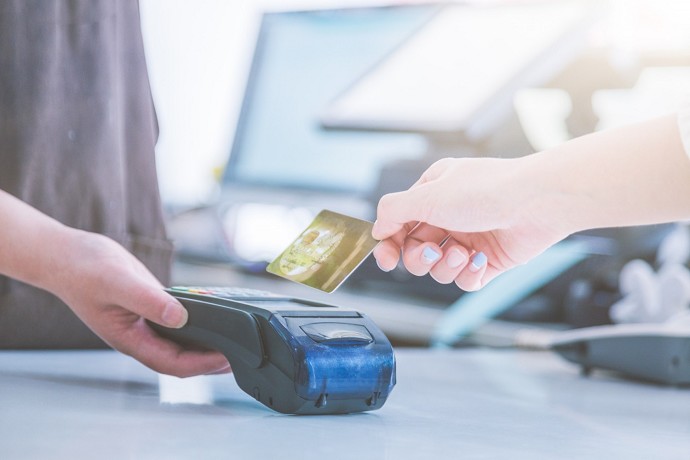 Come funziona il bancomat di Banca Intes
