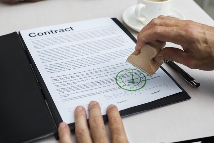 Come funziona un rinnovo di contratto na