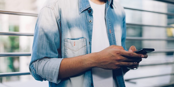 Il telefono ascolta quello che diciamo? 