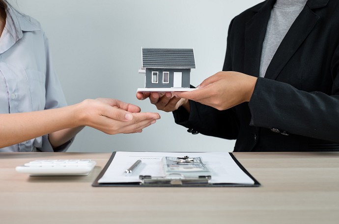 Quale � il costo del rogito prima casa f