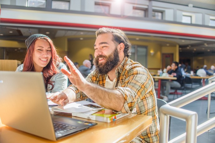 Si pu lavorare nella stessa azienda o c