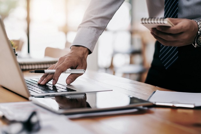 Azienda pu diminuire lo stipendio dipen