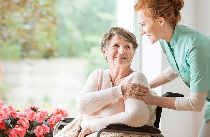 Voucher badante INPS 2024 come funziona