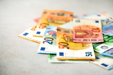 due aumenti contatti