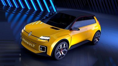 Nuova Renault 4 2022-2023, la grande att