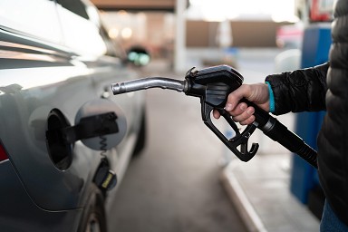 Nuovo prezzo carburanti imposto da Ue pe