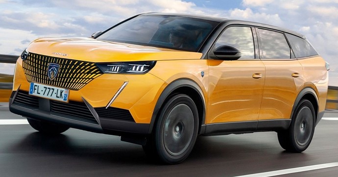 Nuova Peugeot 5008