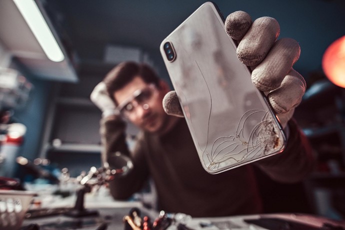 Diritto alla riparazione di uno smartpho