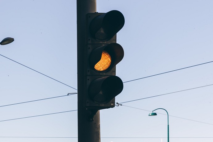 Semaforo giallo infrazione