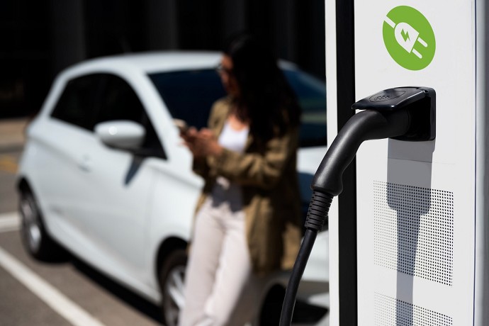 Colonnine di ricarica auto elettriche