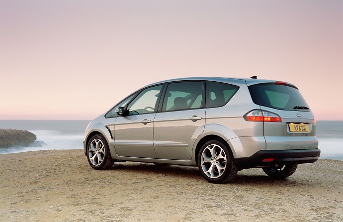 Ford S-Max 2021, prezzi listino 