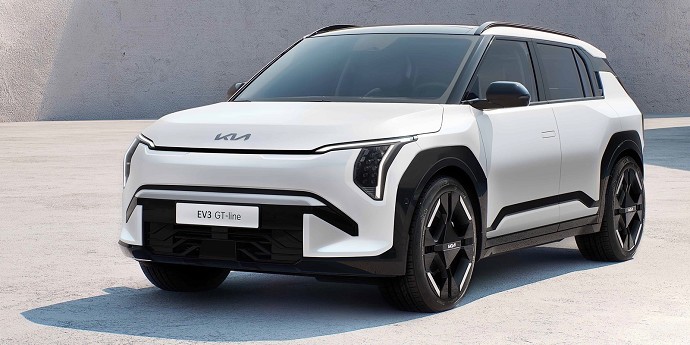 Kia EV3 2024, prezzi e versioni