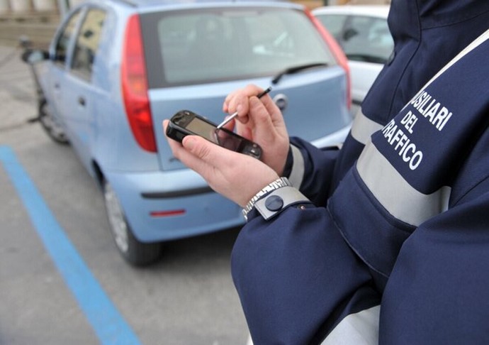 Multa auto usata