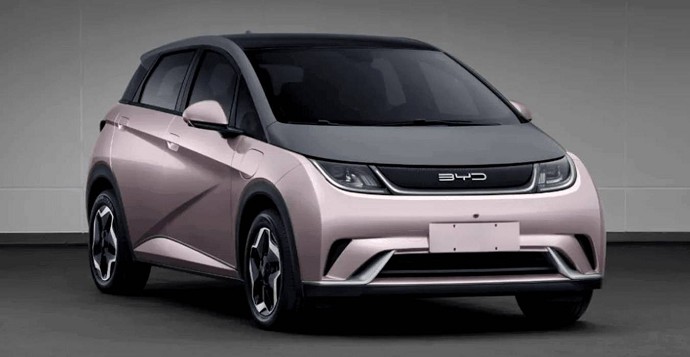 Nuova city car Byd Dolphin