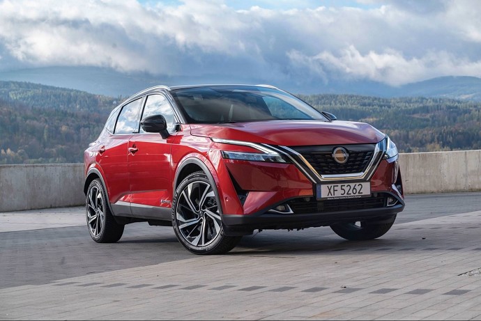 Nissan tra suv e city car