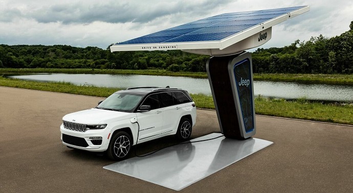 Jeep Grand Cherokee 2022-2023