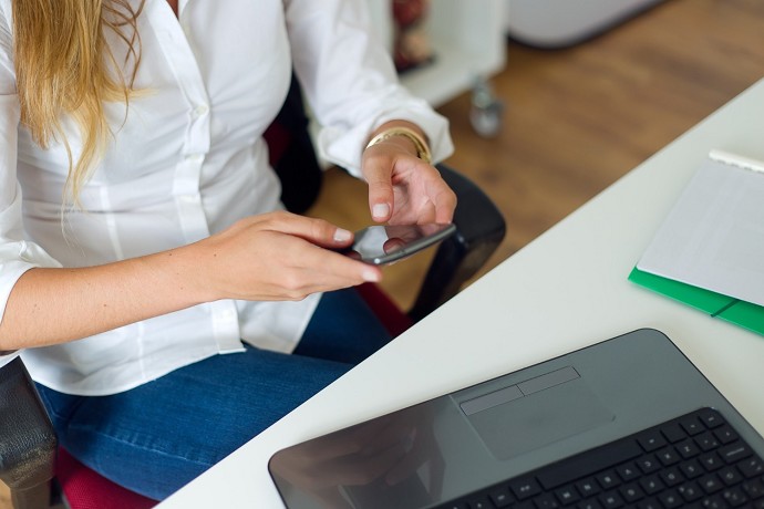 Regolamento Agcom sui siti per adulti