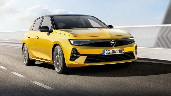 Opel Astra, pregi e difetti 