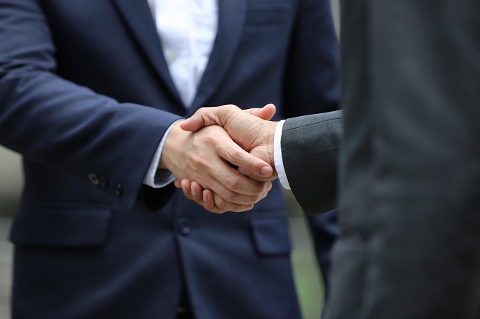 Premi ai dipendenti di Banca Intesa