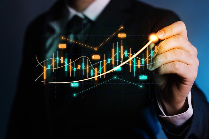 Previsioni analisti, fondi, banche