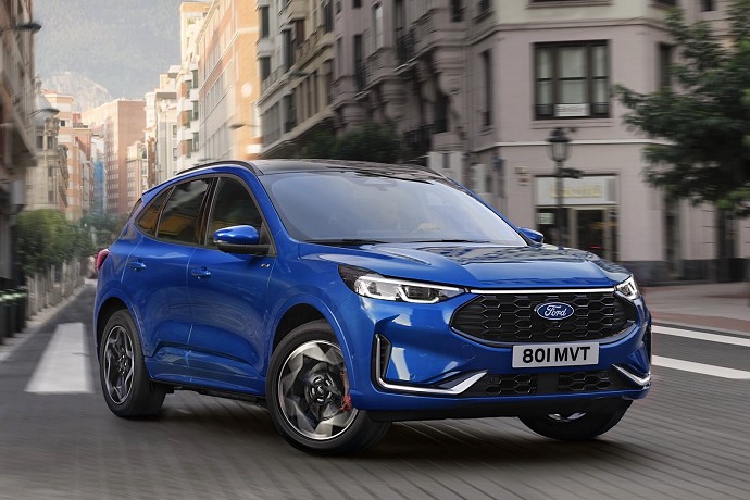 Nuova Ford Kuga 2024 