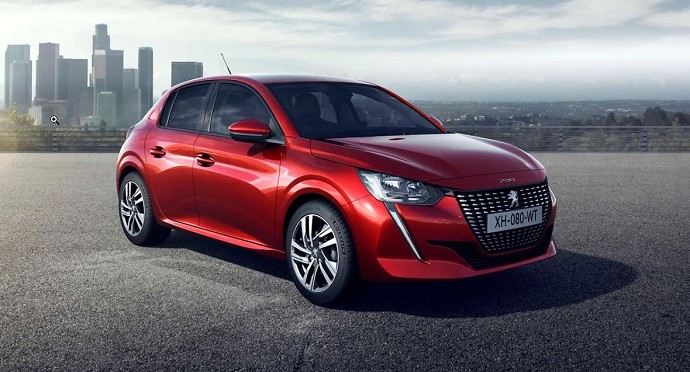 Peugeot 208, pro e contro