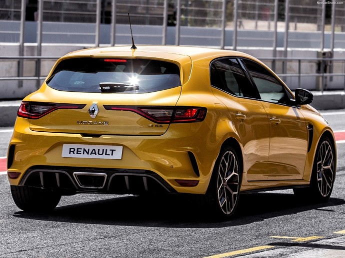 Renault Megane 2022: prezzi listino