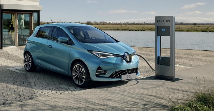 Recensioni nuova auto elettrica