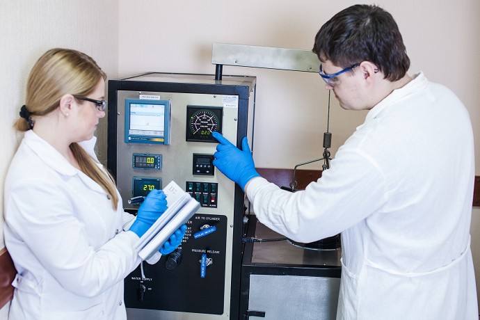 Rinnovo contratto chimico farmaceutico