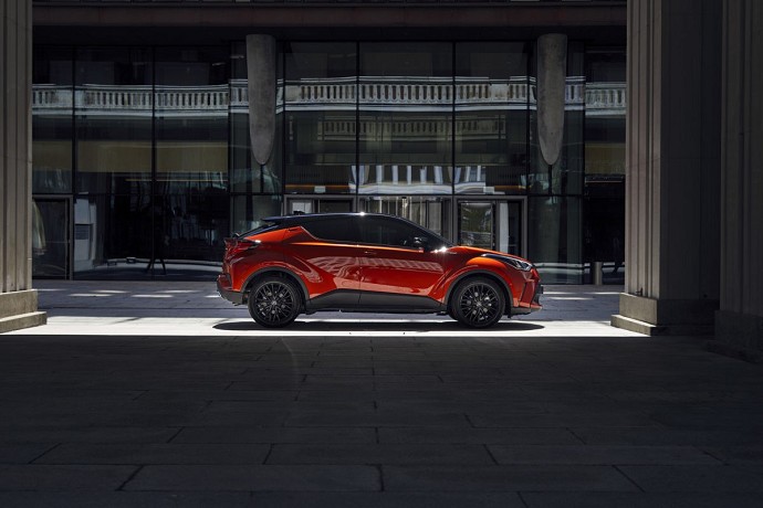 Suv Toyota in vendita e uscita