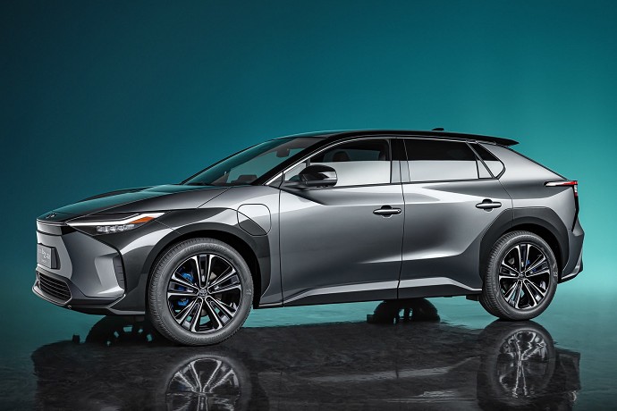 Nuovo suv Toyota bZ4X 2022