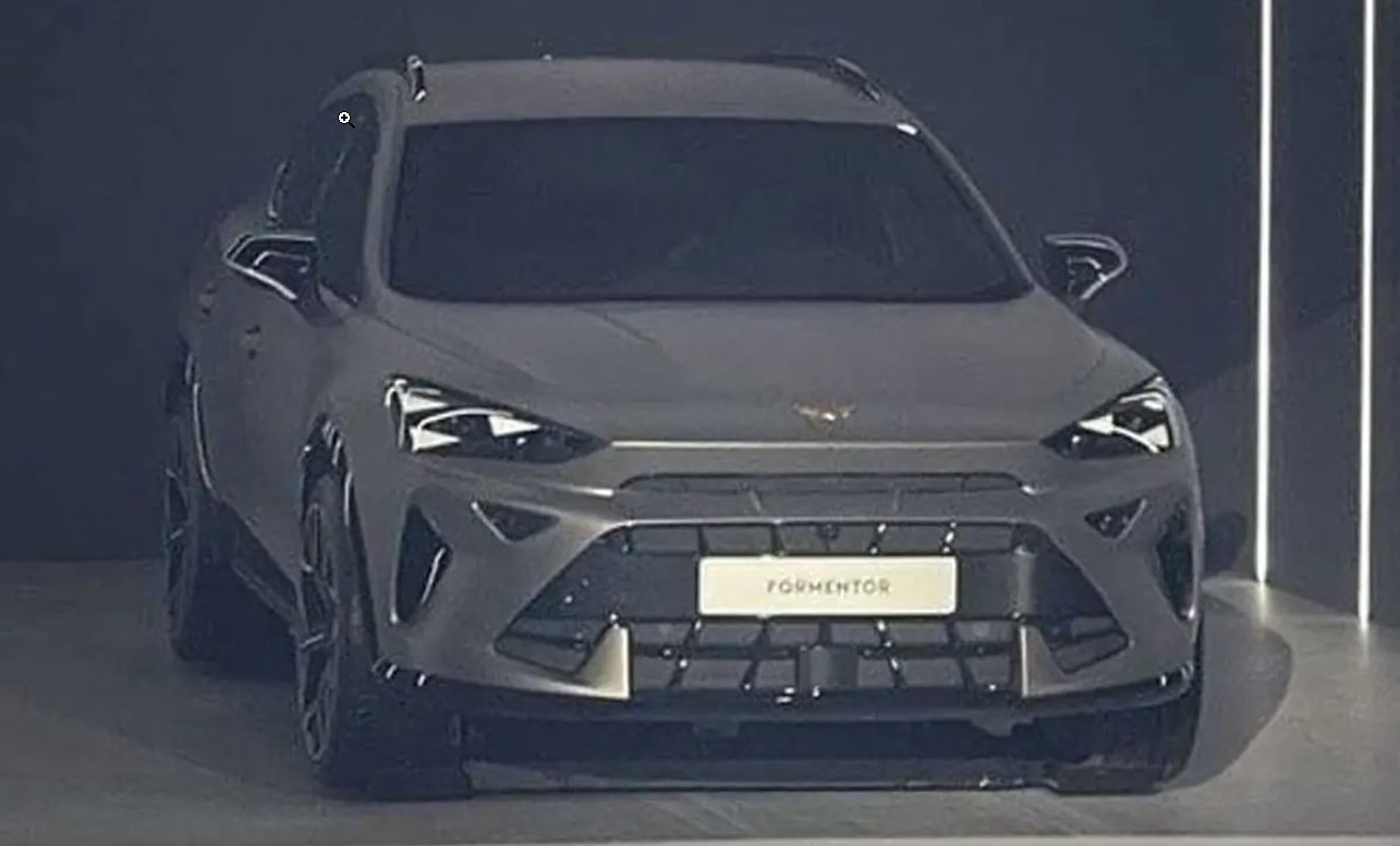 El nuevo Cupra Formentor 2023, el primer gran restyling del exitoso SUV y la gama avanza