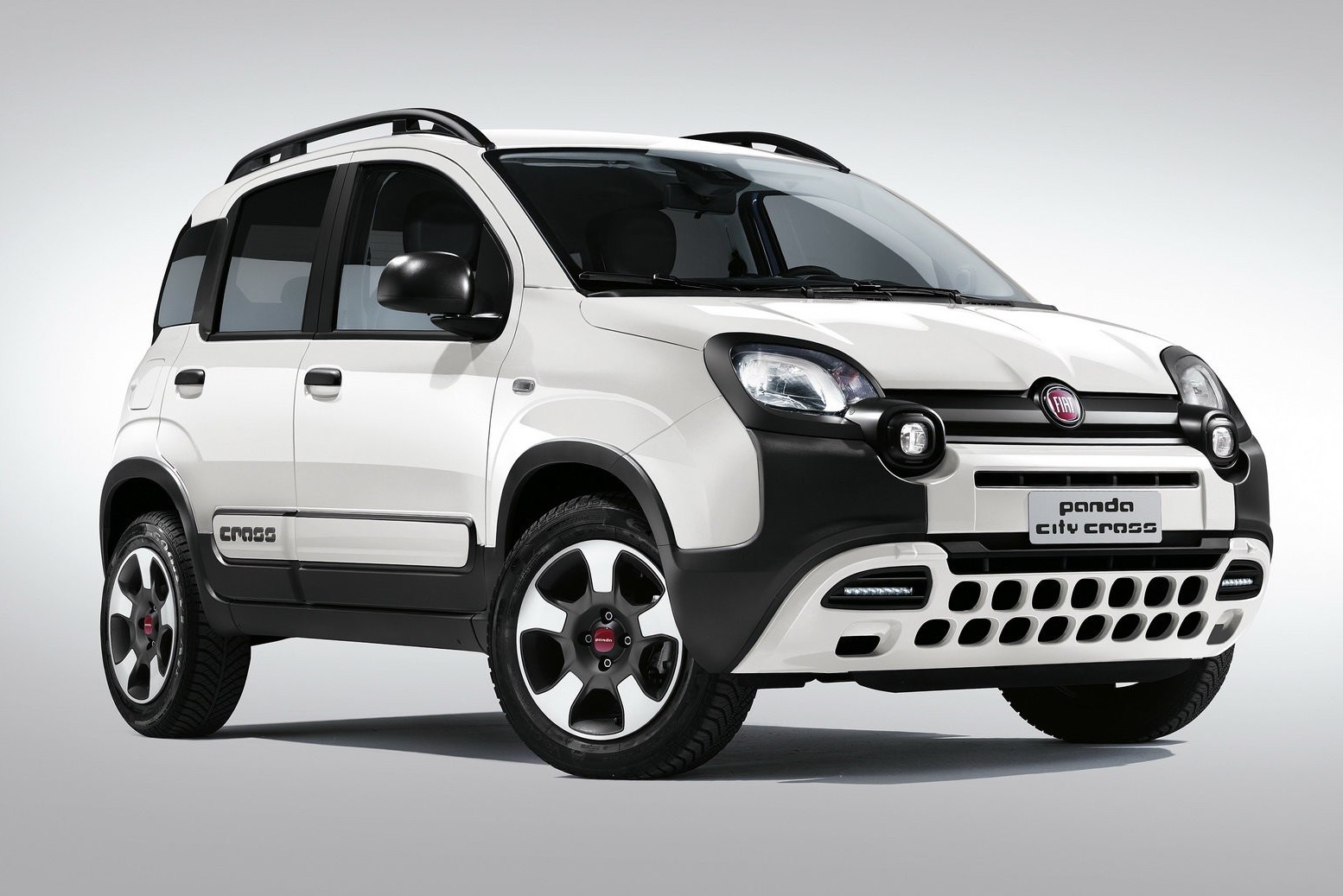 El nuevo Fiat Panda City Cross 2022, el city car orientado a los SUV y también apto para fuera de la ciudad