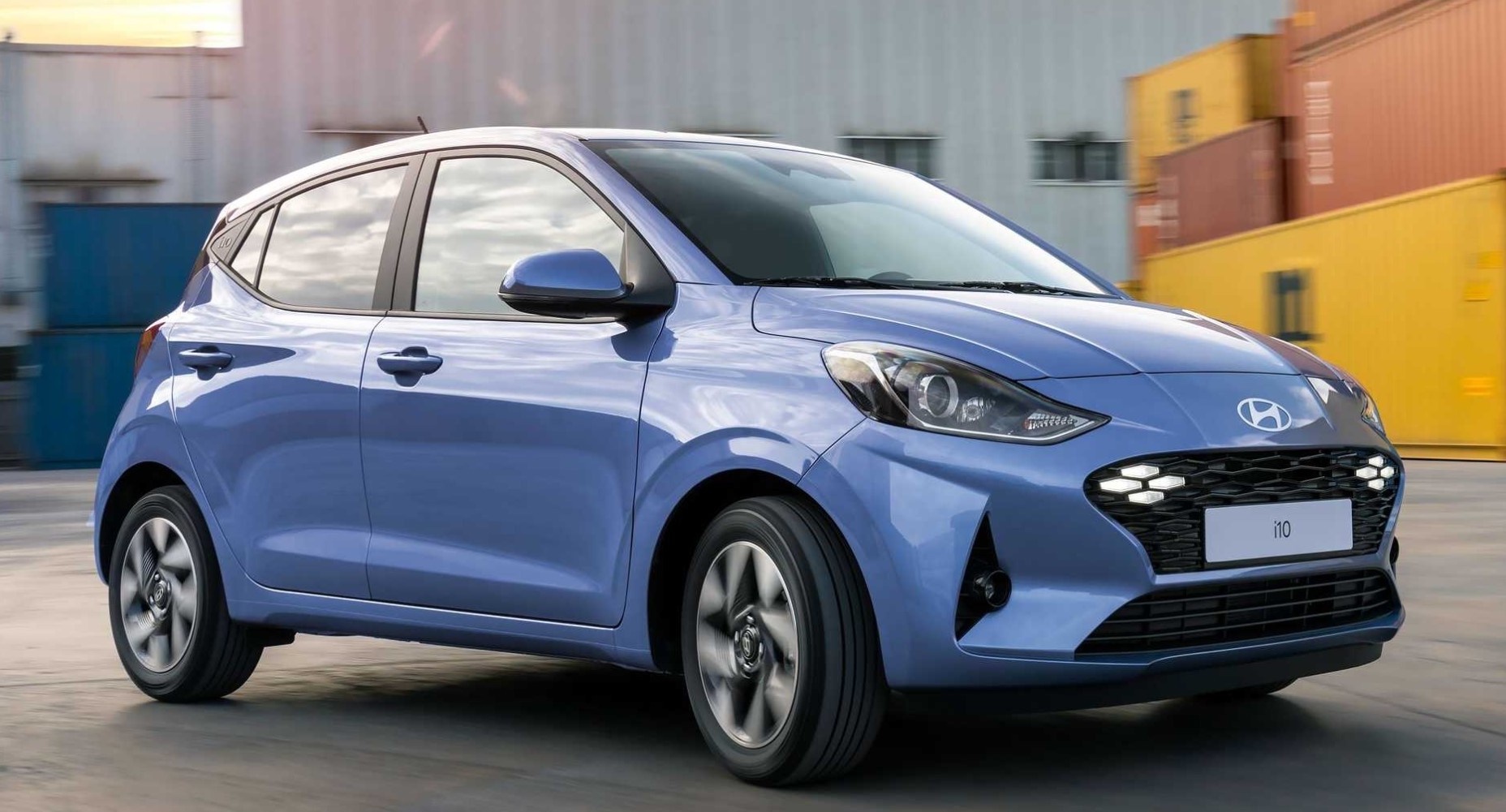 Nuova Hyundai i10 20232024, una delle auto "piccole" con la dotazione