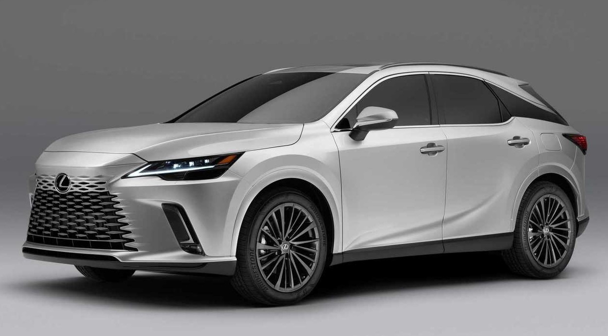 Nuovo Lexus LBX 20222023, Suv di alta qualità e lusso ad un prezzo