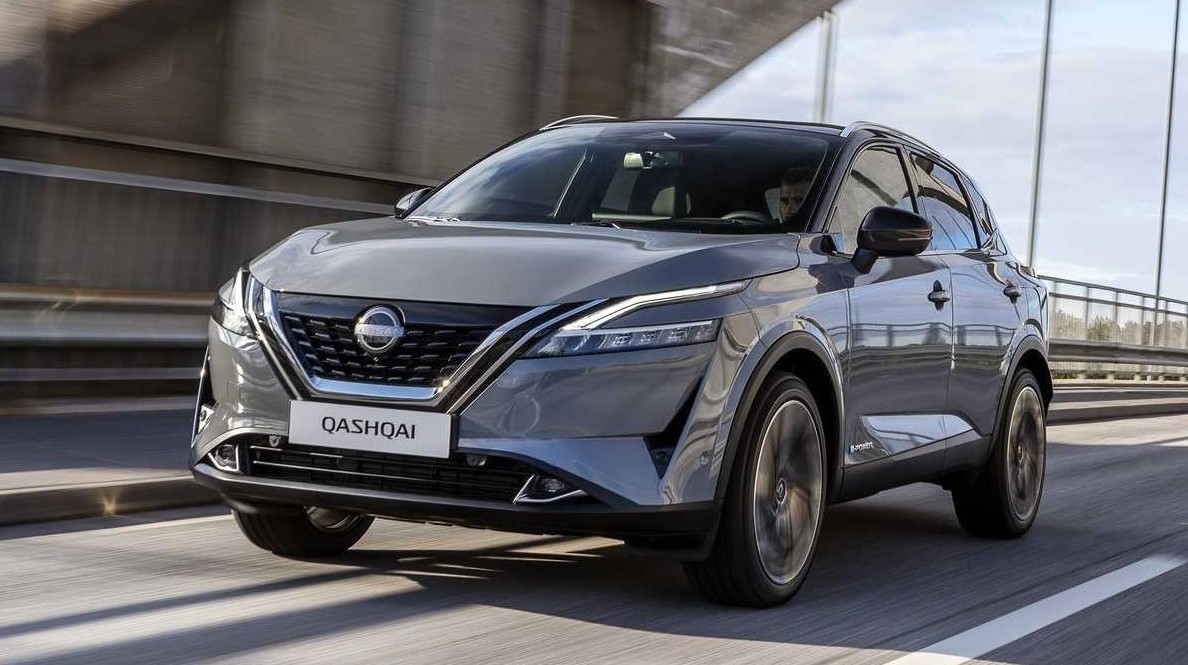 Prueba en carretera y revisiones del nuevo Nissan Qashqai 2023, el primer automóvil con un innovador motor de gasolina e-power