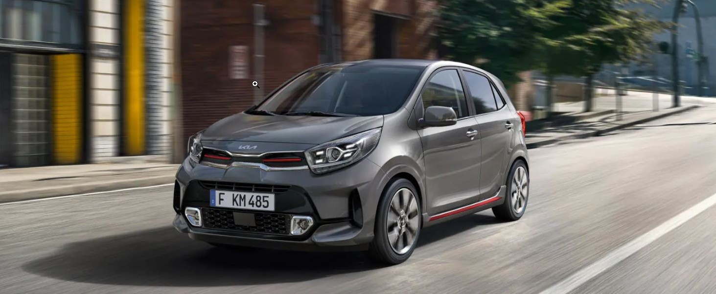 Road test and reviews Kia Picanto, Toyota Yaris, Mazda2 Comparison of 3 compact cars from 15 thousand euros