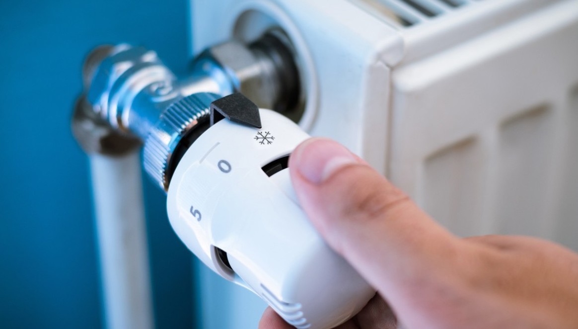 Termosifoni: risparmiare differenti sistemi riscaldamento, valvole ... Risparmio valvole termostatiche