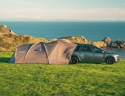 Auto Dacia in camper