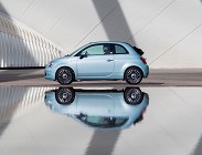 Fiat 500 ibrida, i pregi