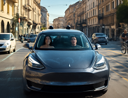 guida autonoma tesla provare